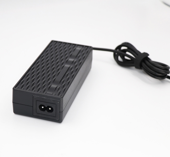 42v2a美國UL認(rèn)證充電器